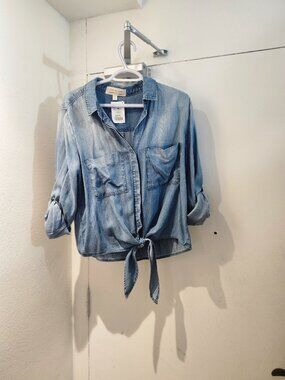 Cloth & Stone tie shirt size L
